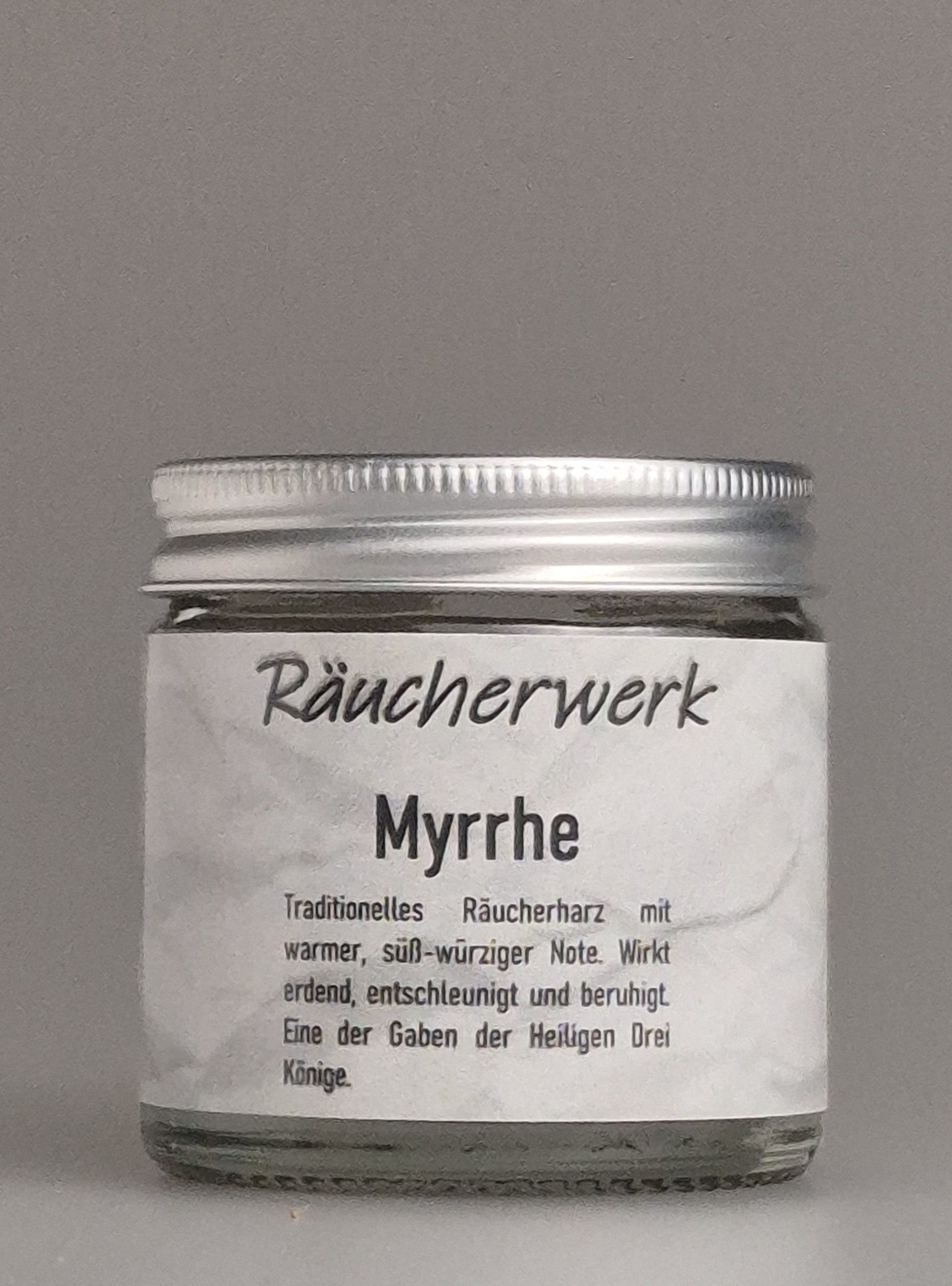 Räuchermischung, Weihrauch, Myrrhe, Gabe der Heiligen Drei Könige, Drei Könige, Räuchern, würzig erdiger Duft, Räuchermanufaktur. Unser Myrrhenharz stammt aus dem Yemen.