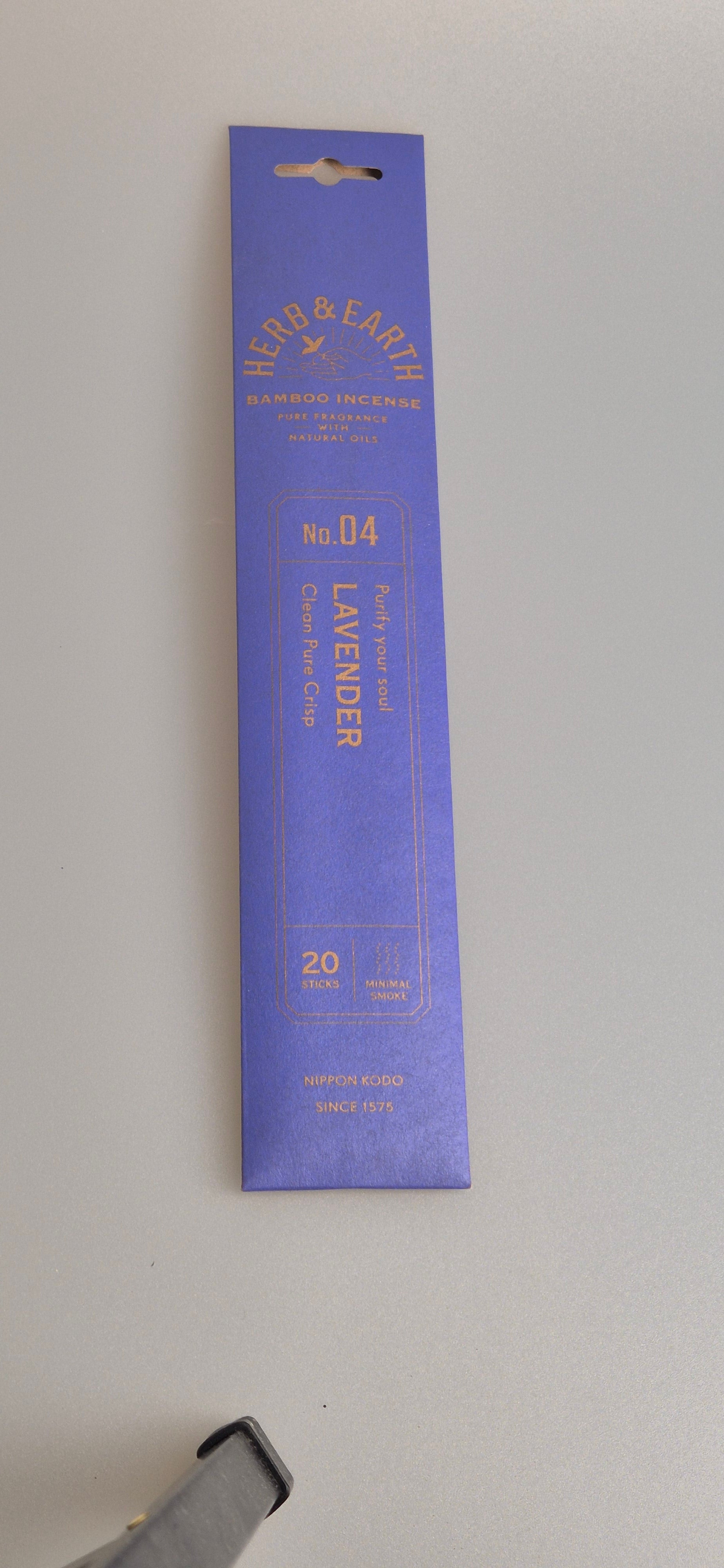 Japanische Räucherstäbchen aus Lavendel, purify your soul