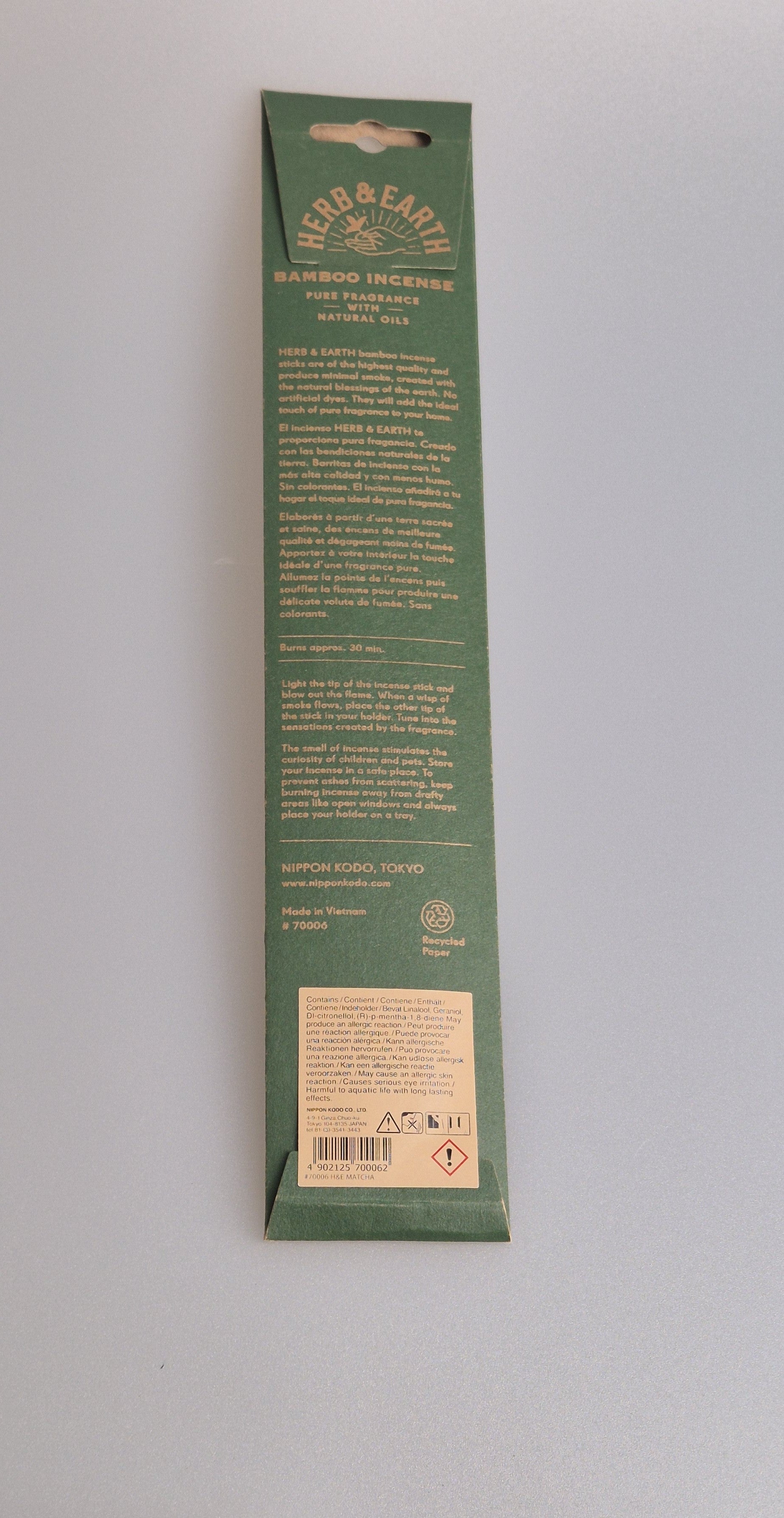 Japanische Räucherstäbchen aus Matcha vom Hersteller Nippon Kodo