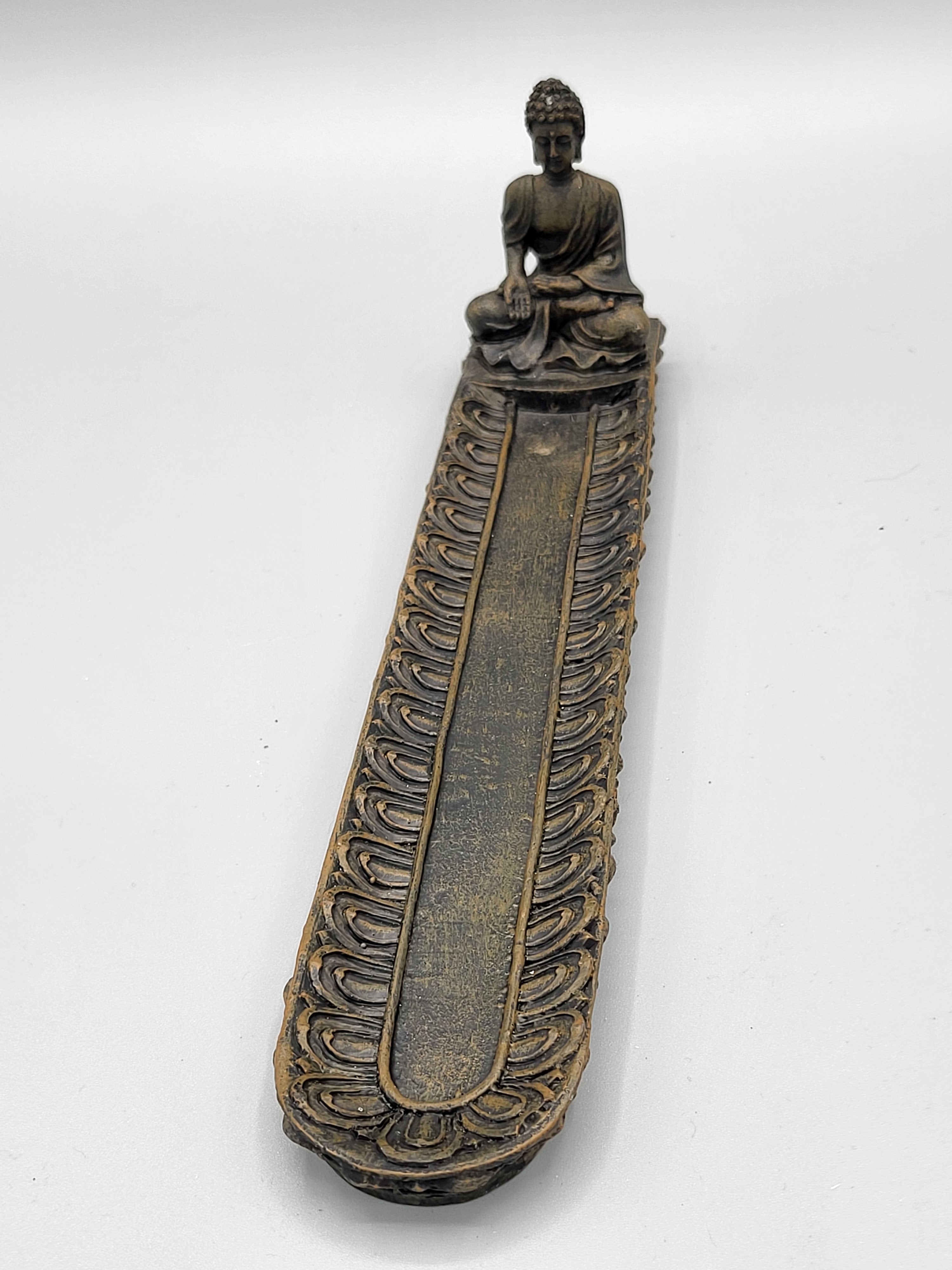 Stäbchenhalter, Räucherstäbchen, Räucherstäbchenhalter, Buddha, Räuchermanufaktur, Material Magnesia, Meditation, Hand offen