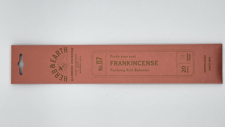 Weihrauch, Frankincense, Japanische Räucherstäbchen der Serie Herb & Earth, von Nippon Kodo, Ma-Fumo, die Räuchermanufaktur