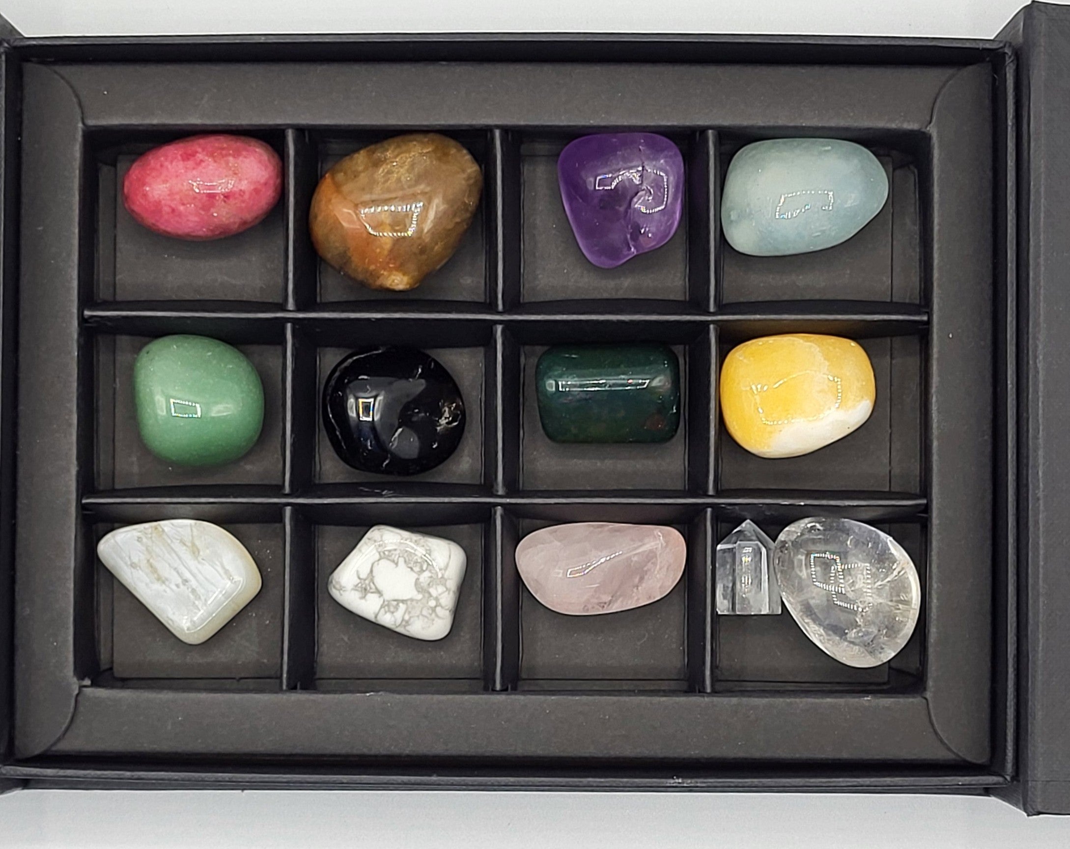 Unser komplettes Set / Bundle zur energetischen Reinigung von Heilsteinen. Im Shop von Ma-Fumo zu bestellen