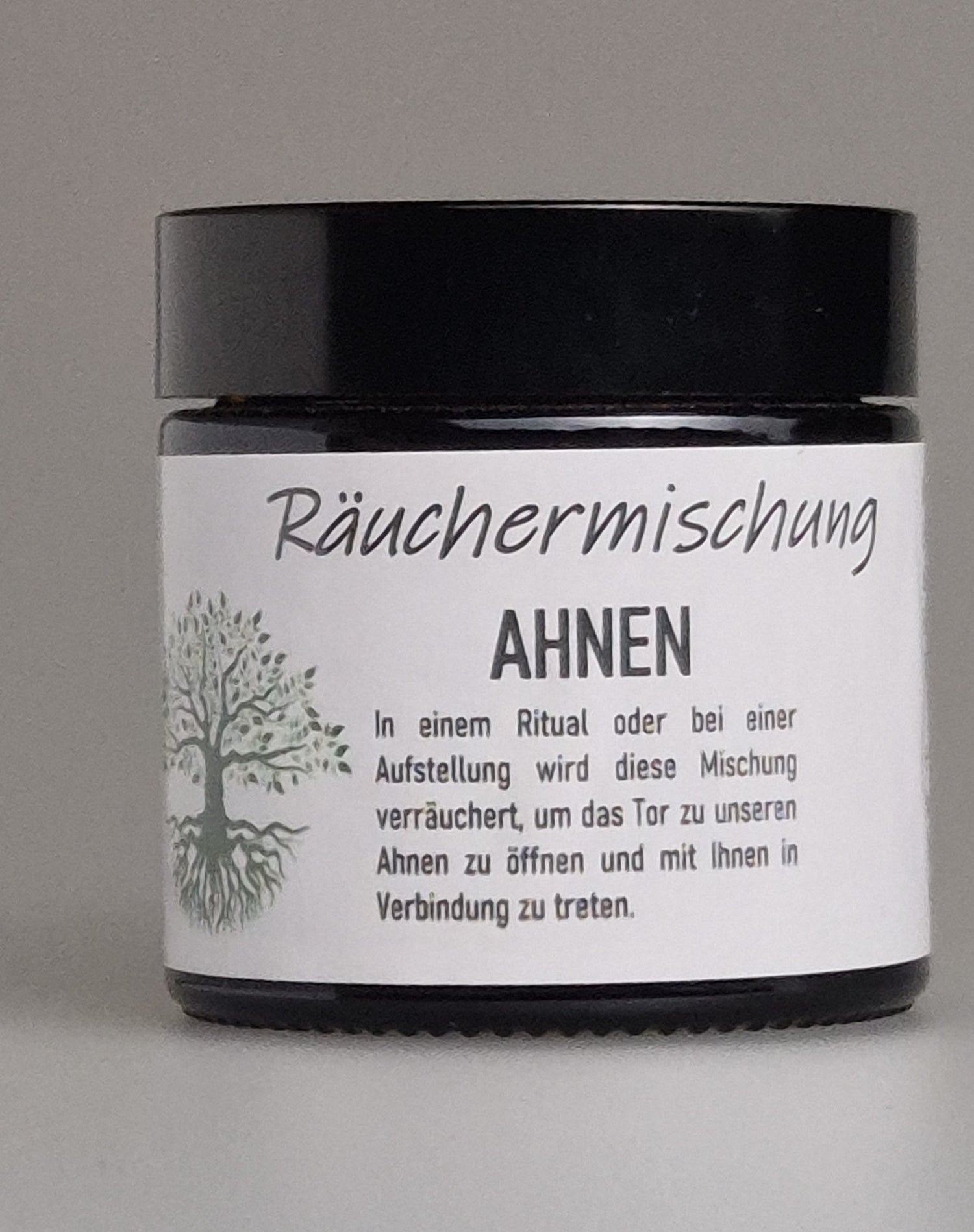 Räuchermischung AHNEN für Rituale und Aufstellungen. Öffnet das Tor zu unseren Ahnen. im Shop MA-FUMO zu bestellen.