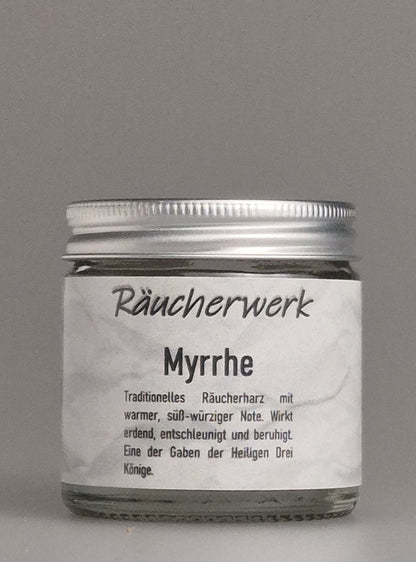 Räuchermischung, Weihrauch, Myrrhe, Gabe der Heiligen Drei Könige, Drei Könige, Räuchern, würzig erdiger Duft, Räuchermanufaktur. Unser Myrrhenharz stammt aus dem Yemen.