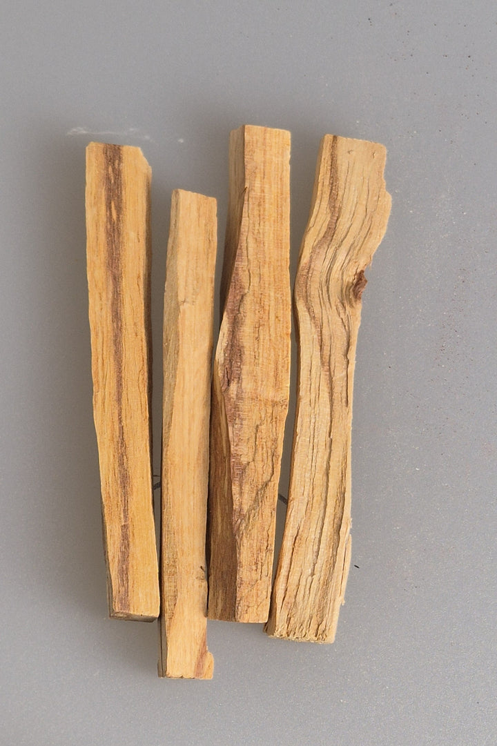 Zertifiziertes Palo Santo Räucherholz, 3-4 Sticks mit ca. 10 cm Länge