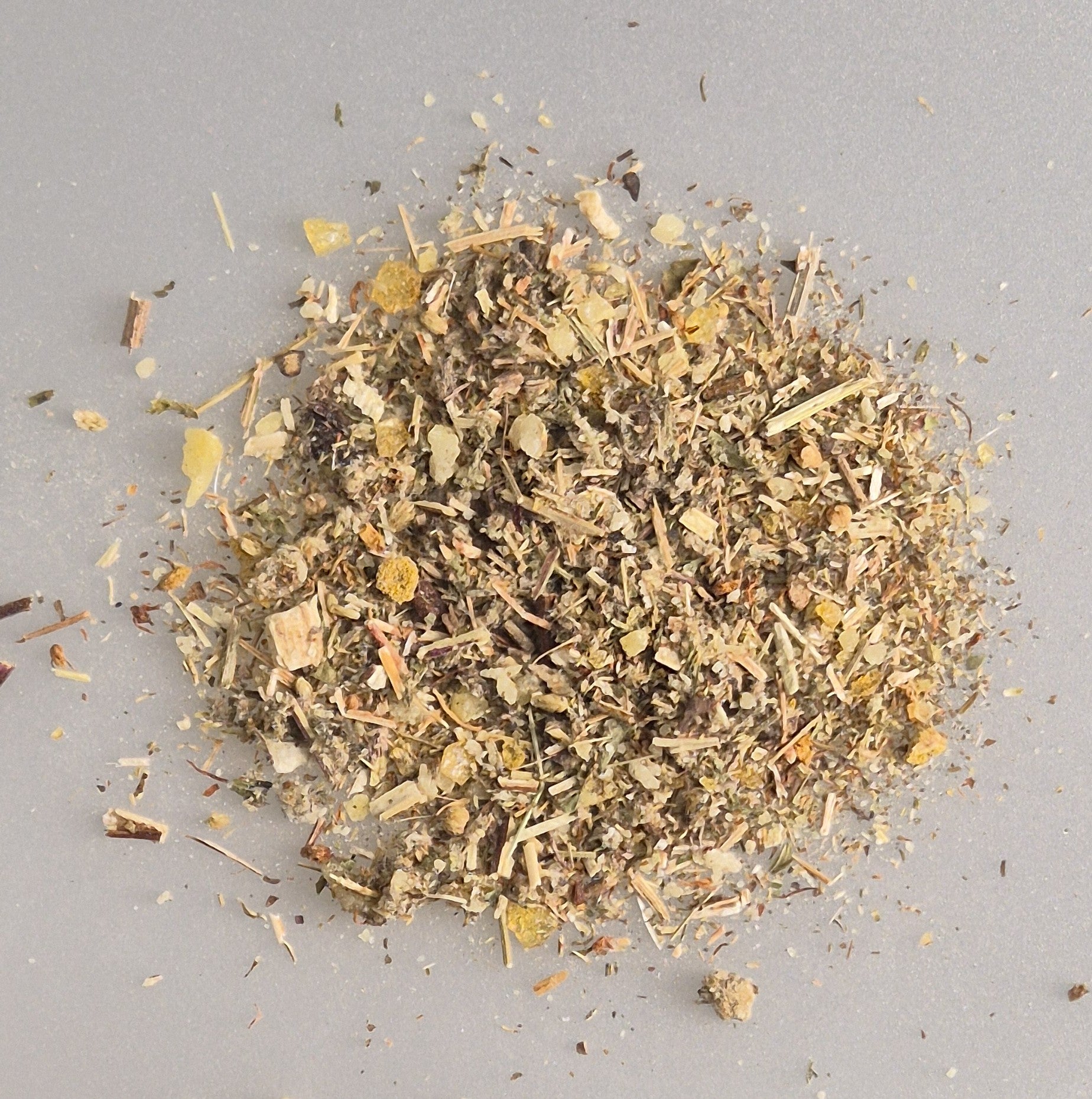 Die Räuchermischung Donner&amp;Wetter enthält regionale Bio-Kräuter und ein regional wachsendes Harz anstatt Weihrauch. Aus der Region ! im Shop MA-FUMO zu bestellen.