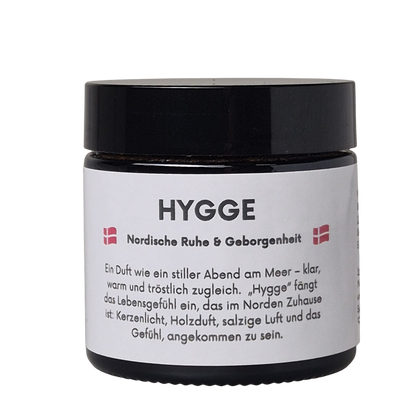Räuchermischung HYGGE, das Gefühl nordischer Ruhe und Gelassenheit, bei MAFUMO als Räuchermischung im Glastiegel mit 60ml Inhalt