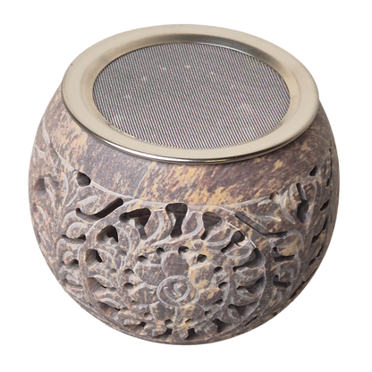 Speckstein mit Edelstahlsieb zum Räuchern, Räucherstövchen, Sieb mit einem d=ca. 9cm, h= ca. 9,5cm, bauchige Form 