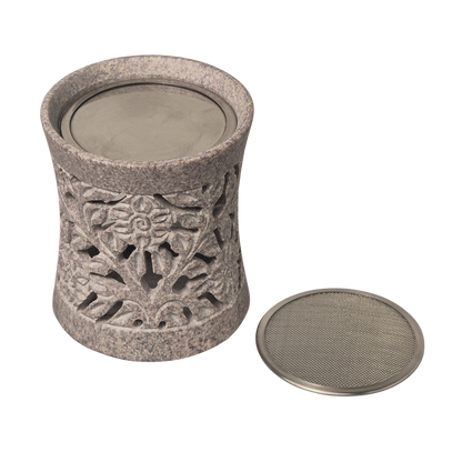 Räucherplatte aus Edelstahl, d= 6 cm, ideal wer viel mit Harzen und Weichrauch räuchert. Kann gegen das Sieb getauscht werden